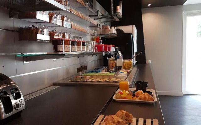 Brit Hotel Confort Montpellier Parc Expositions