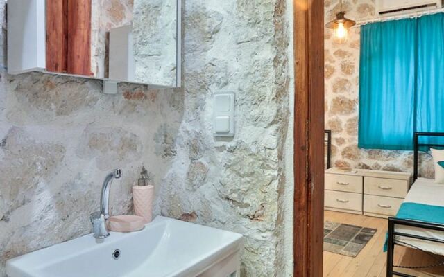 Villa Stone House 1