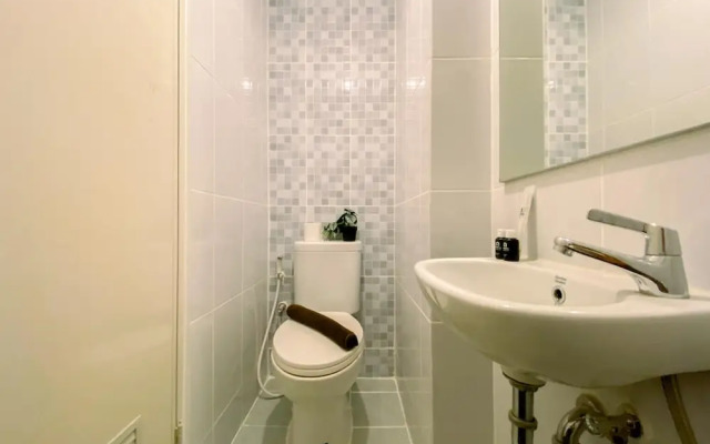 Minimalist Cozy Studio Apartment Tokyo Riverside Pik 2