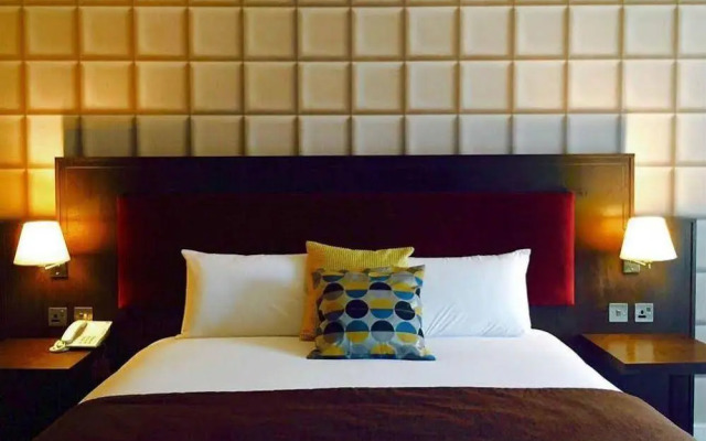 Burren Atlantic Hotel & Holiday Village