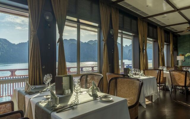 Heritage Line Ylang Cruise – Ha Long Bay & Lan Ha Bay