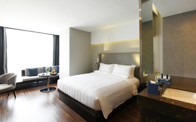 Novotel Suites Hanoi