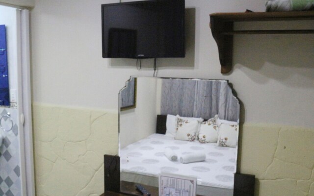 Wenchris House