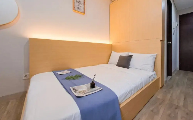 Studio Next To Mall At Transpark Bintaro Apartment