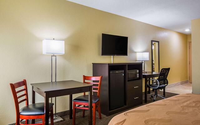 Quality Inn & Suites Greensburg I-74
