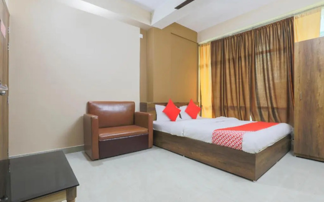 Vedanta Hotel by OYO Rooms