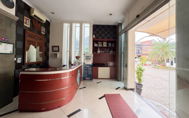 Hotel Gondang Redpartner – Lobby – Cilegon
