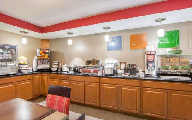 Comfort Inn at Royal Blue