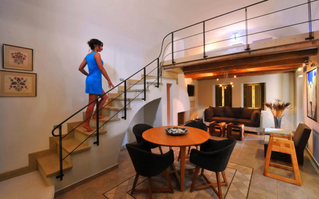 Pleiades Eco Houses