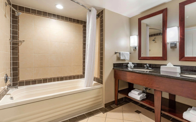 Hilton Vacation Club Ocean Beach Club Virginia Beach