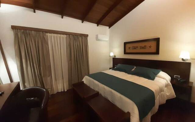 Bemar Carmelo Hotel