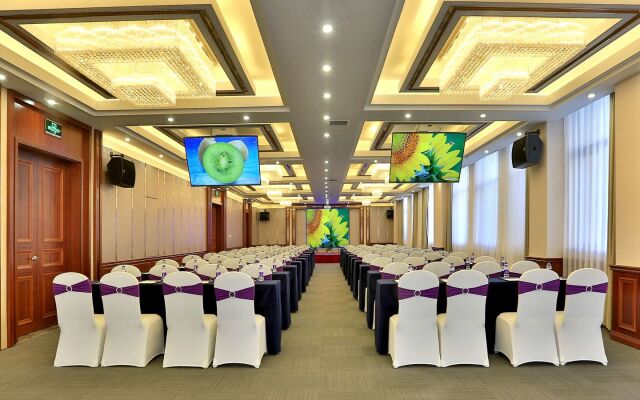 Mercure Hangzhou Linping Hotel
