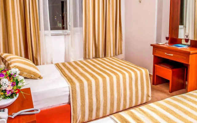 Отель Xeno Eftalia Resort 