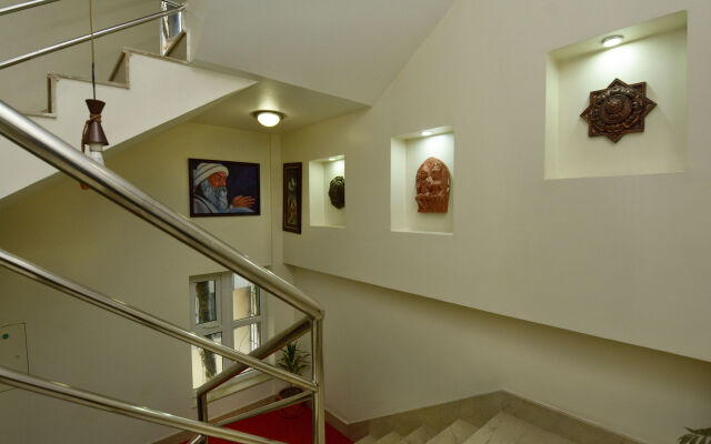 Hotel Osho Home