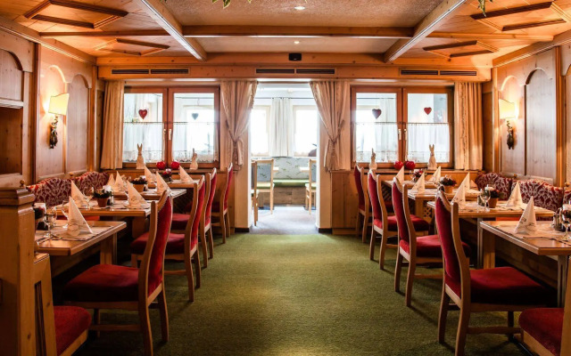 Hotel Kristall