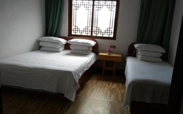 Changbaishan Beipo Linhai Guest House