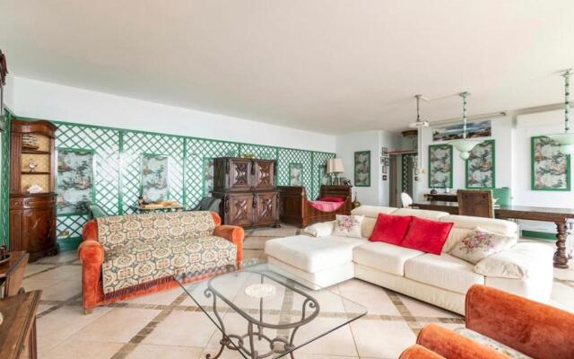 Sea View Suite Apartment In Historic Villa, Exclusive Experience