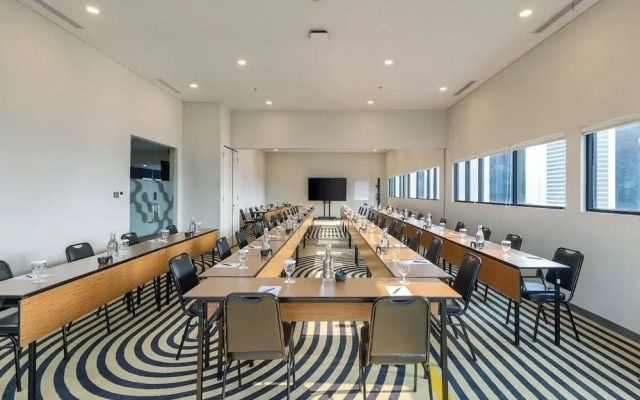 ARTOTEL Hub Simpang Temu