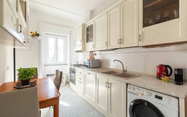 Luminous Family Apt With Balcony By St Peter'S