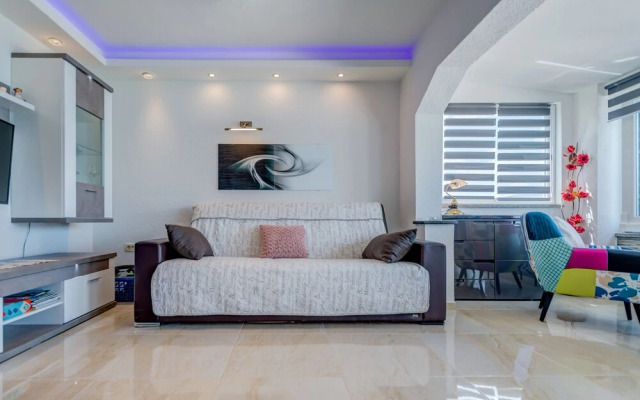 Apartments Marina