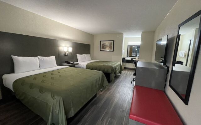 Dreamland Inn