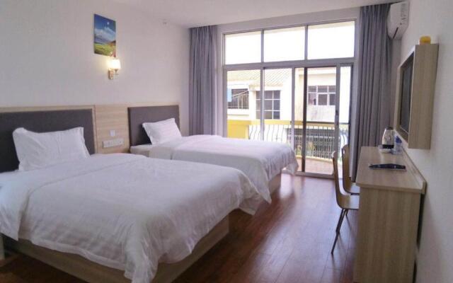 7Days Inn Zhuhai Crocodile Island Bohuang Furniture Baiteng Lake Branch