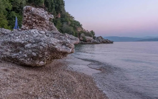 Yiannis Apartments