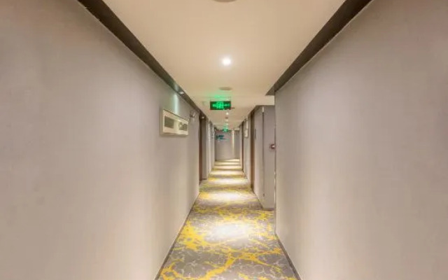 City Convenience Hotel (Shantou High Speed Railway Station Longhu Branch)