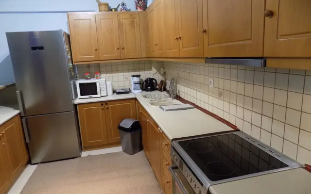 Natalys 2 Bd Gorgeous Apt in Volos