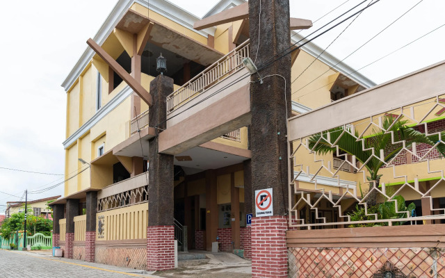 RedDoorz Syariah near Citraland Banjarmasin
