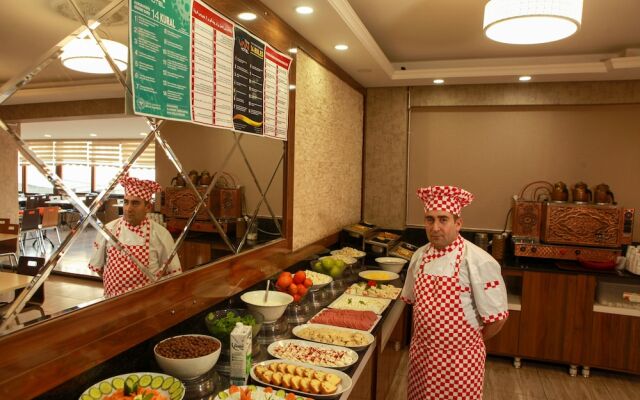 Van Suites Hotel