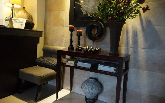 Metro Room Budget Hotel