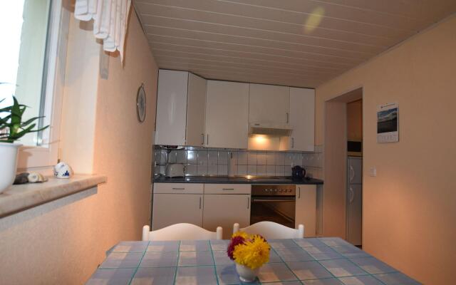 Schtsne Wohnung in Krtspelin in der Nhhe von Meer