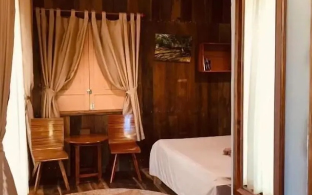 Ba Danh Homestay – Guest Rooms – Ben Tre