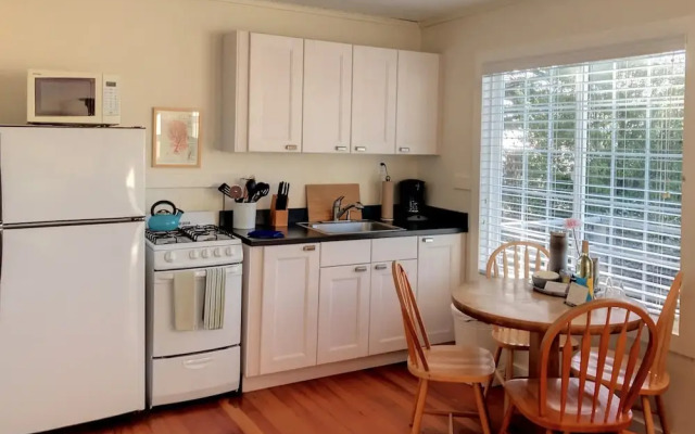 The Inn at Schoolhouse Creek