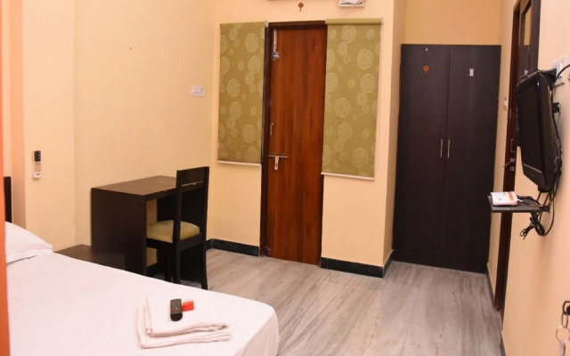 Aishwaryam Deshna Service Apartment
