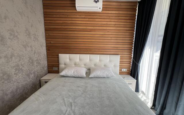 Alicekeys (Алискис) на улице Молодогвардейская 2/56