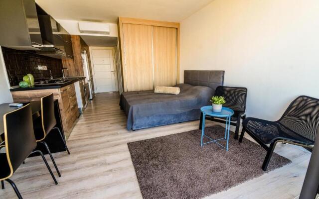 Hotel Standard Stylish Studio - contactless check-in&check out