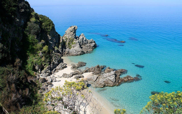 Apartment In Residence In Briatico 15min Tropea
