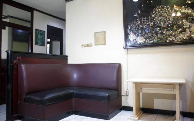 OYO 181 Wisma Bintang Near RSUD Johar Baru
