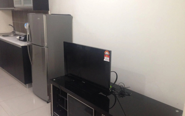 Luxury Service Suite At Taragon KL