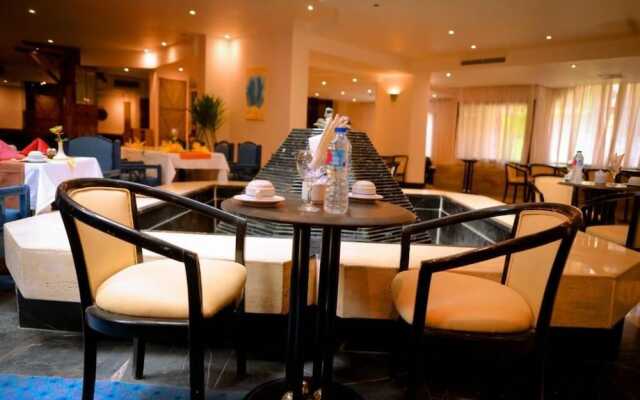 Отель Cleopatra Aswan