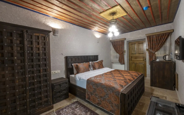 Underground Cave Suites