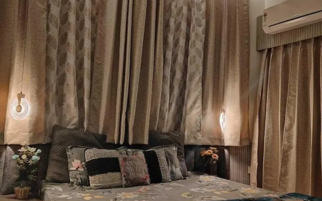 Naari Home Stay