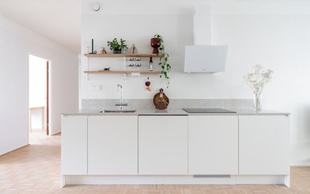 Modern 3BR Apartment with Best Location
