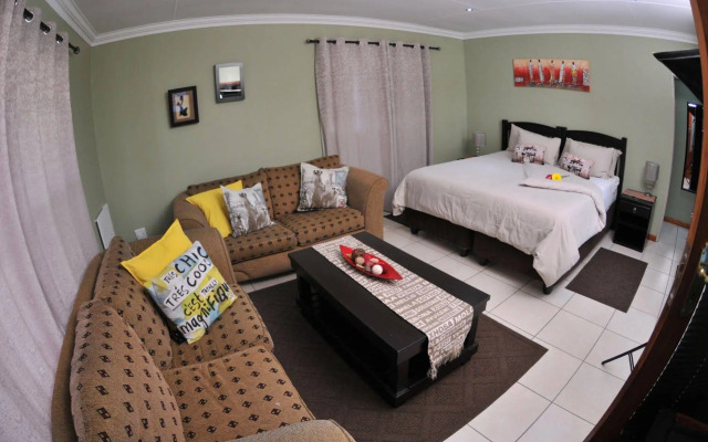 Summer Garden Guest House and Self Catering Apartments