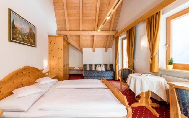 B&B Hotel & Apartments Alpenrose