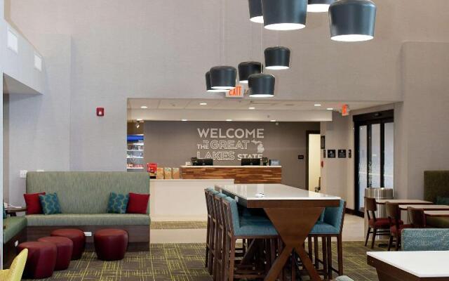 Hampton Inn & Suites Dundee