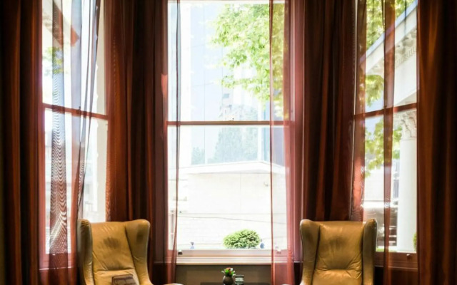 Hotel Xenia, Autograph Collection