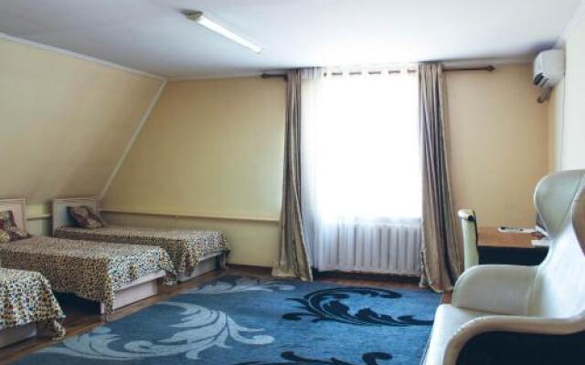 Guesthouse on Zhibek-Zholu 479